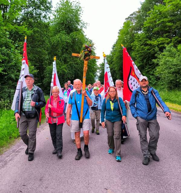 Quelle: Wallfahrtsverein Köln‑Porz‑Urbach e.V. Ankunft der Pilgergruppe Köln in Walldürn